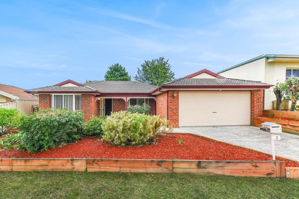 2 Glendale Cres, Berwick, VIC 3806