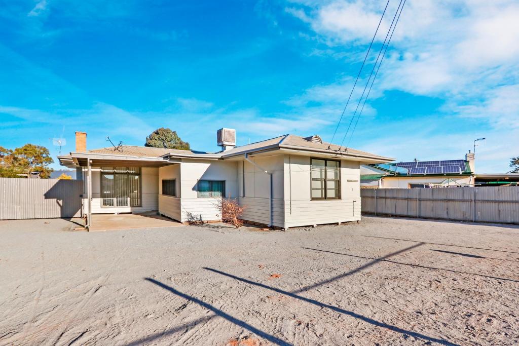 1 Lambert Pl, Broken Hill, NSW 2880