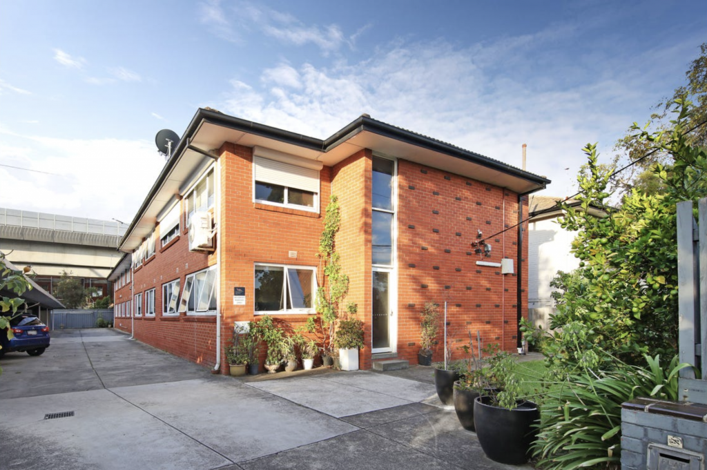 2/15 Rosstown Rd, Carnegie, VIC 3163