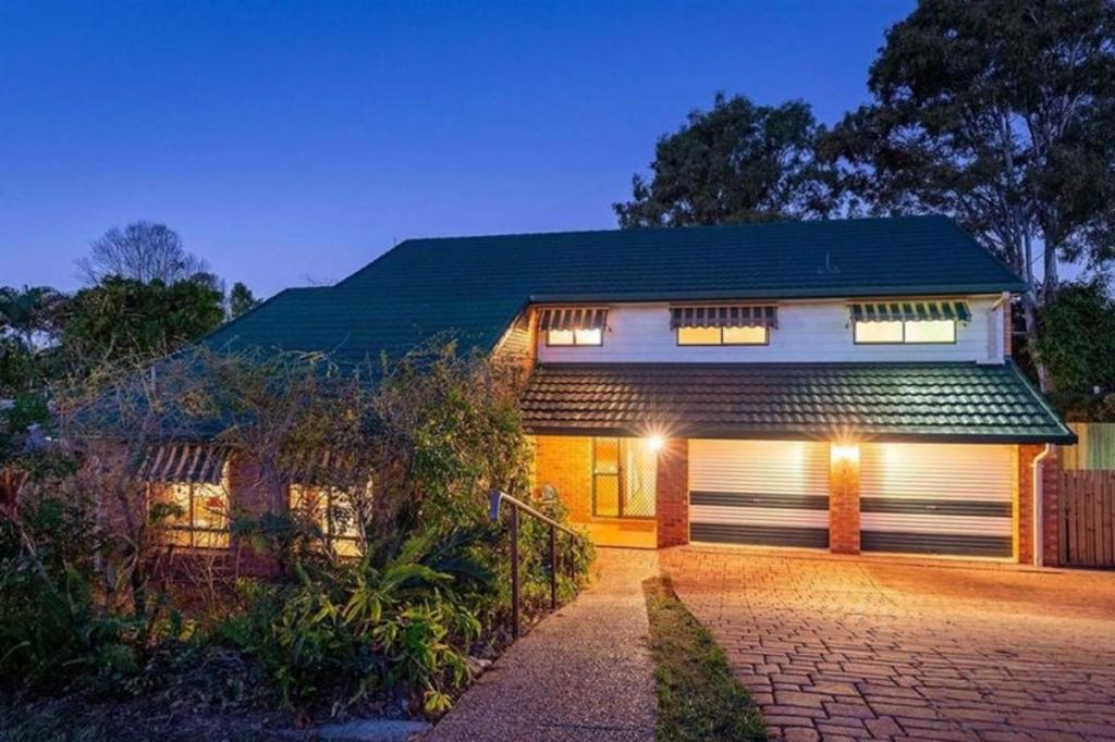 8 Chabrol Ct, Petrie, QLD 4502