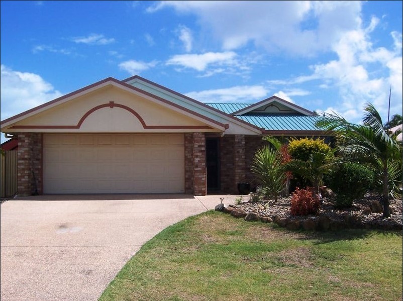 14 Marine Pde, Bucasia, QLD 4750