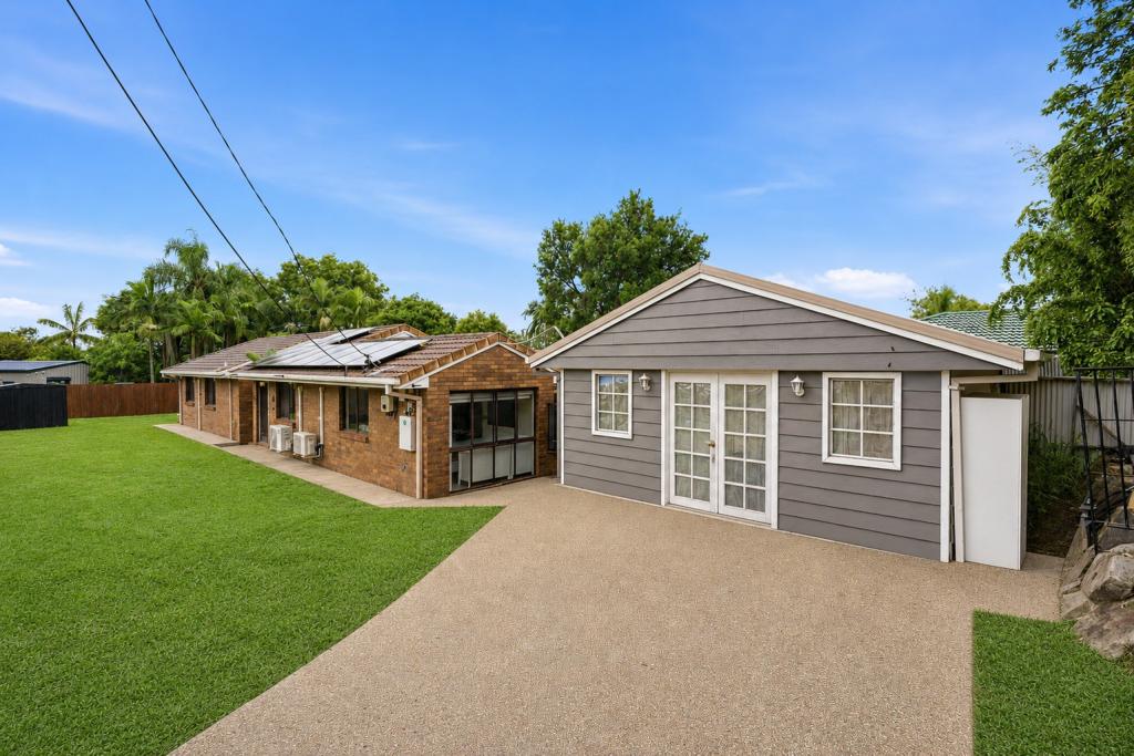 11 Buschman Cl, Redbank Plains, QLD 4301