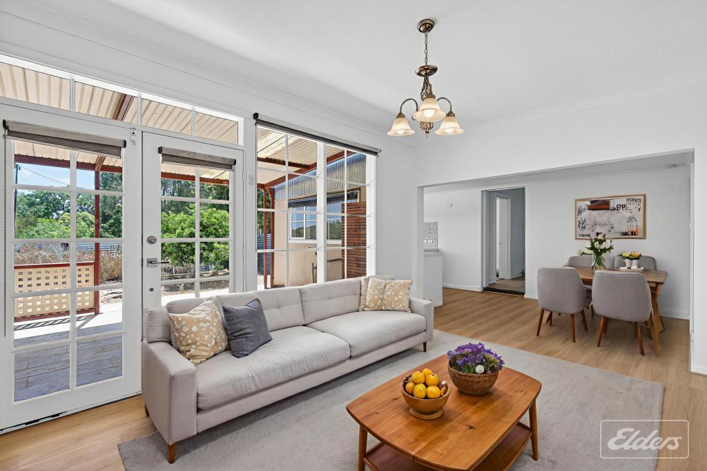 11 Stephenson St, Milang, SA 5256