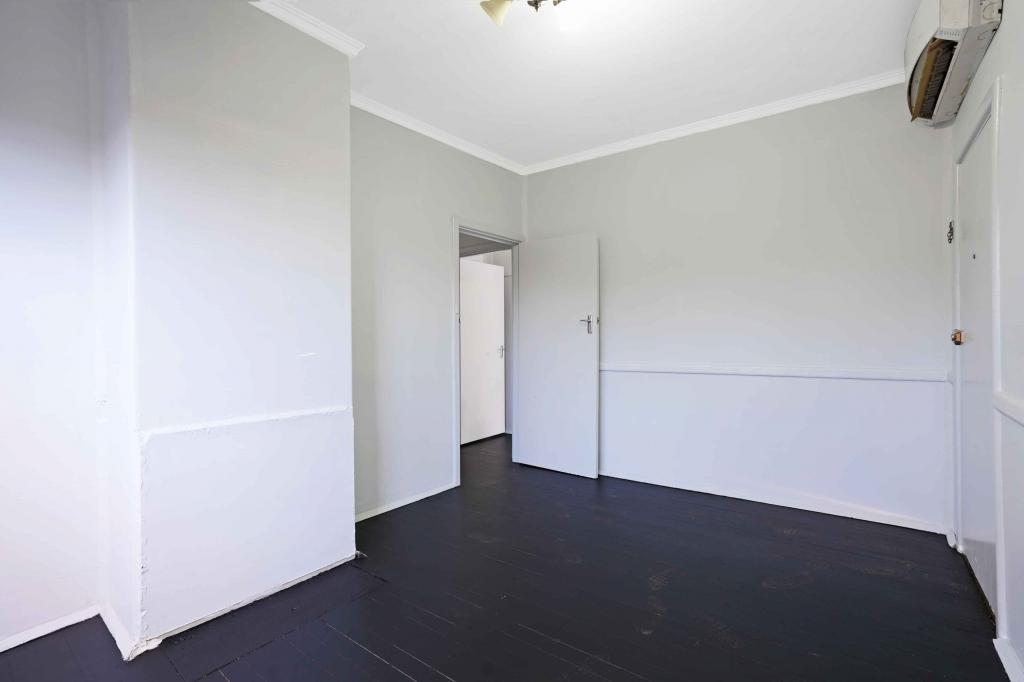 18 Midlow Rd, Elizabeth Downs, SA 5113