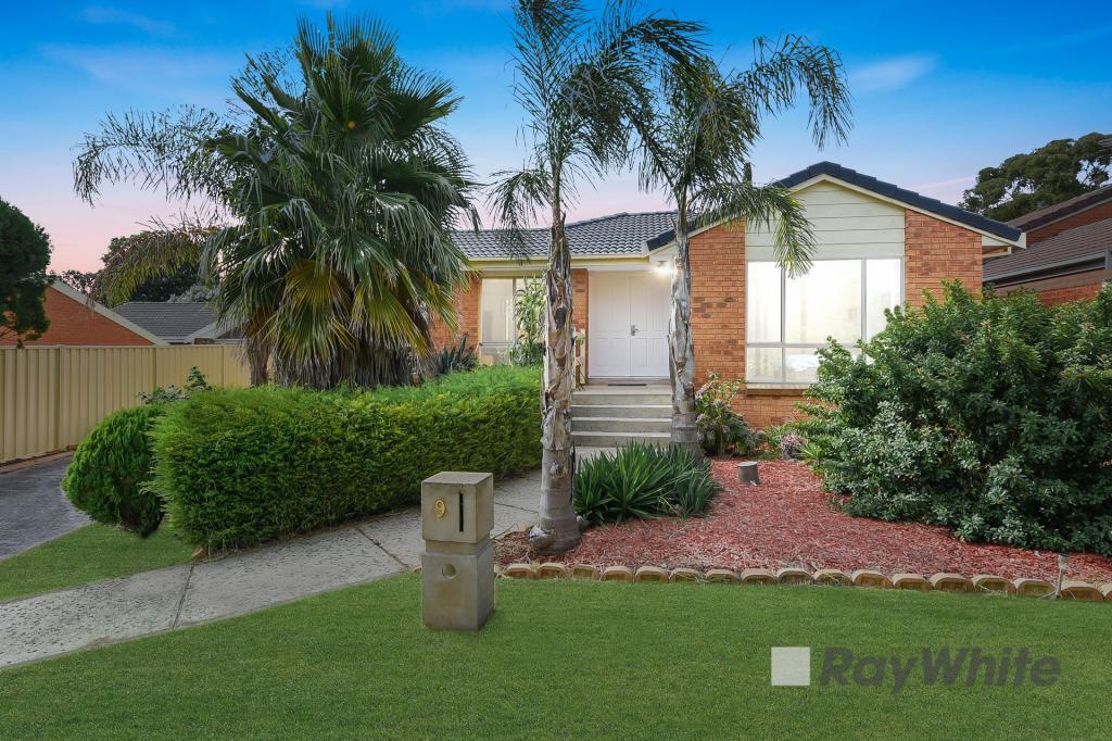 9 Bramwell Cl, Endeavour Hills, VIC 3802