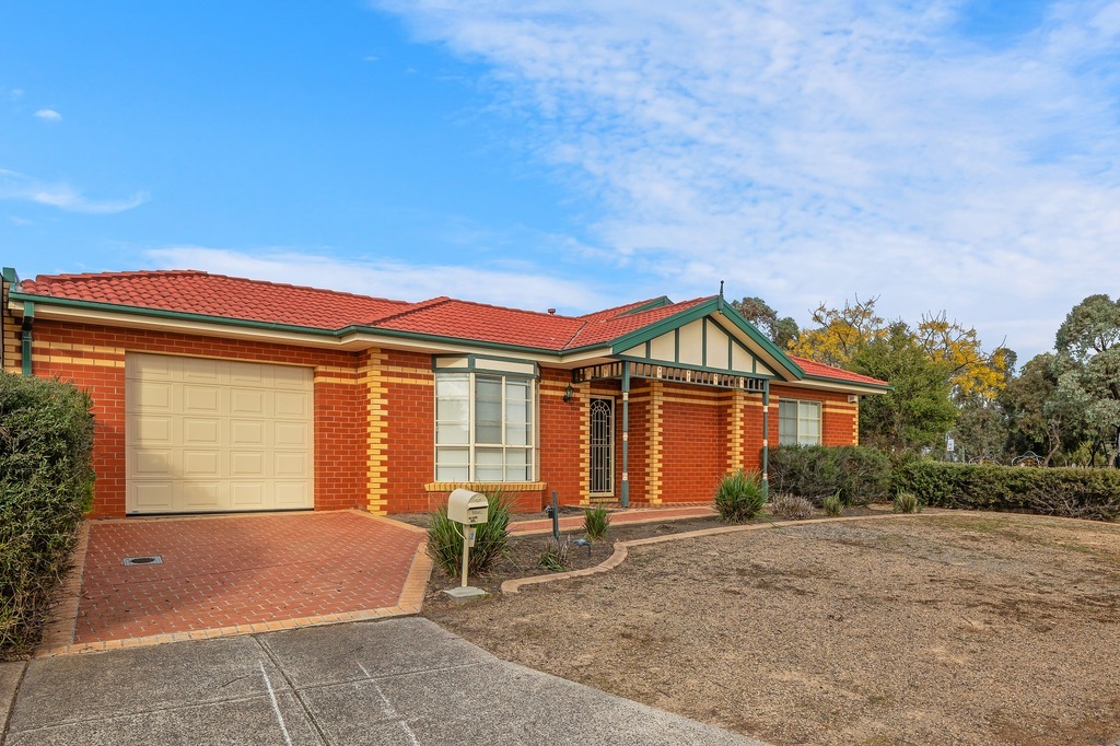 2 Hannah Ave, Hillside, VIC 3037