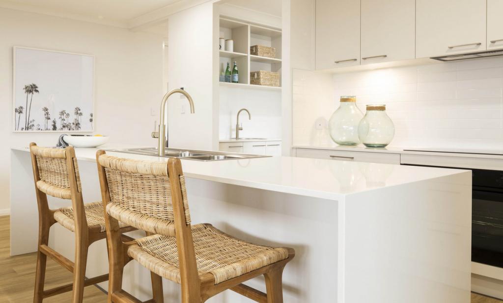 42 Balmoral Pde, Tullimbar, NSW 2527