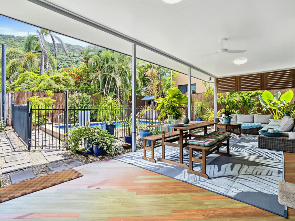 15 Sago Cl, Palm Cove, QLD 4879