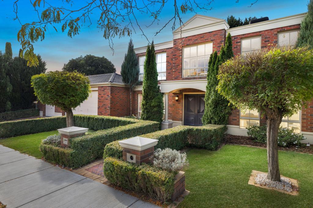 2 FERRIER CT, ROWVILLE, VIC 3178