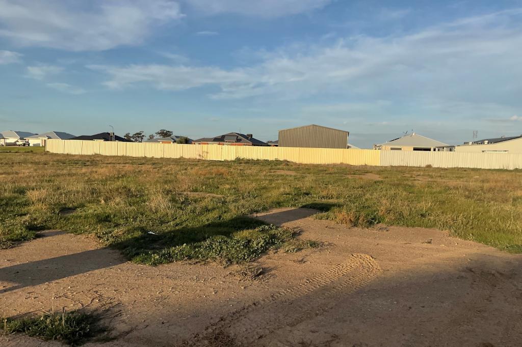 12 ALLAN ST, TOCUMWAL, NSW 2714
