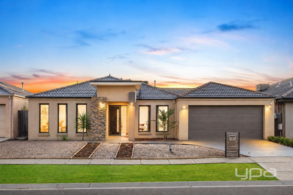 5 Grandpark Cct, Point Cook, VIC 3030