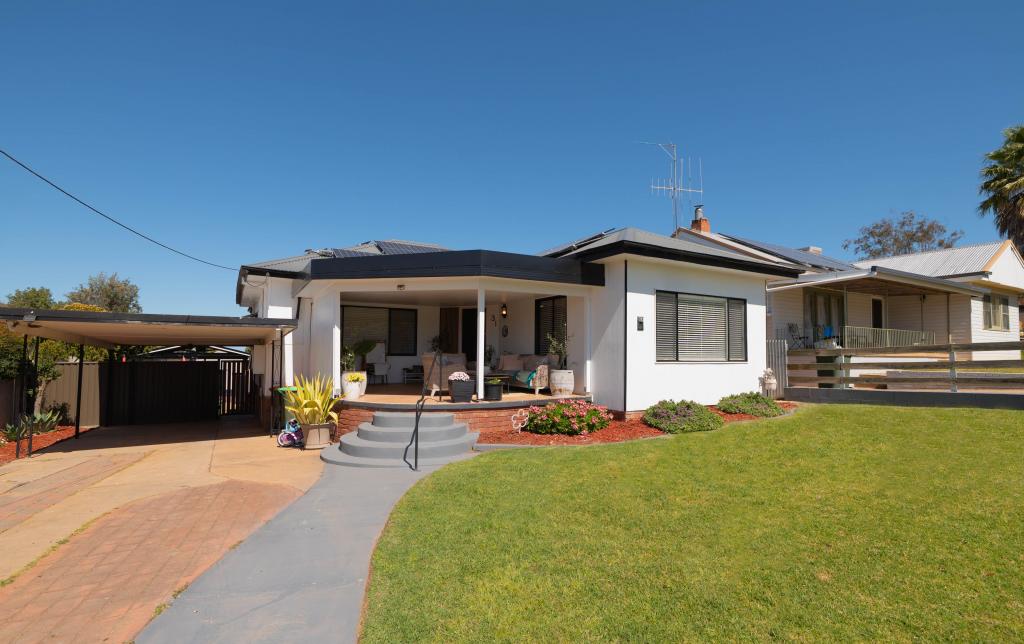31 Rose St, Parkes, NSW 2870
