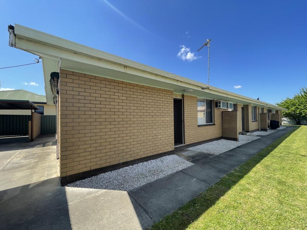 1/422 Kotthoff St, Lavington, NSW 2641