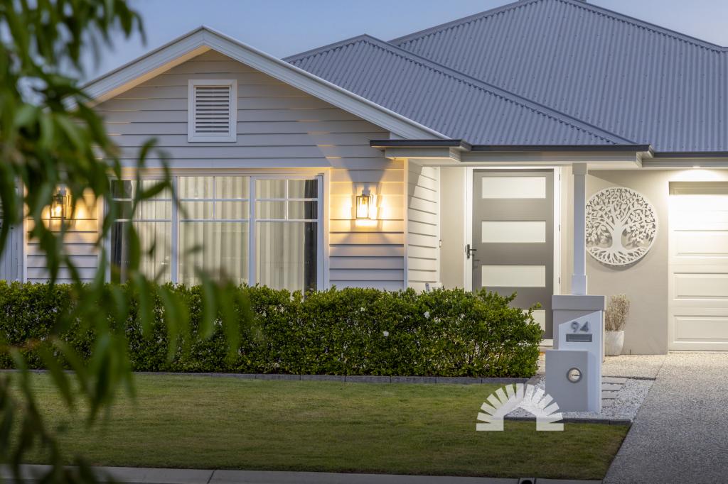 94 WATERSIDE ESP, CABOOLTURE SOUTH, QLD 4510