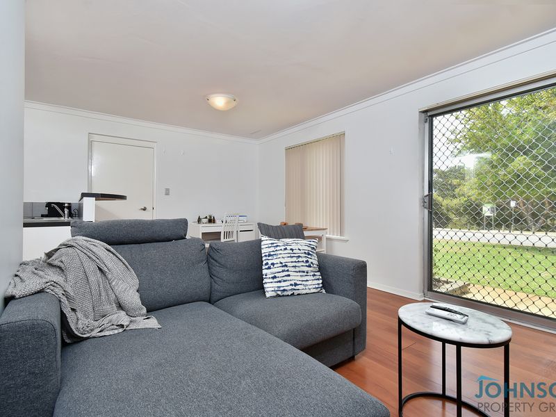 1/1 Clydesdale St, Como, WA 6152