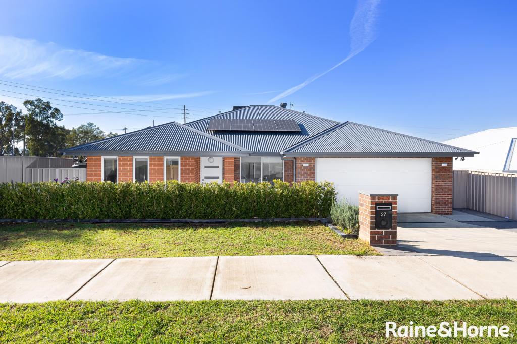 27 Gasnier Loop, Boorooma, NSW 2650