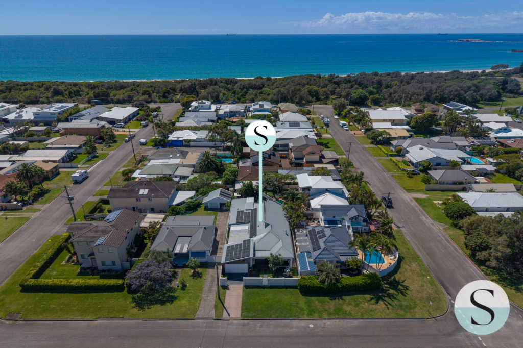 4 Garrawantara St, Blacksmiths, NSW 2281