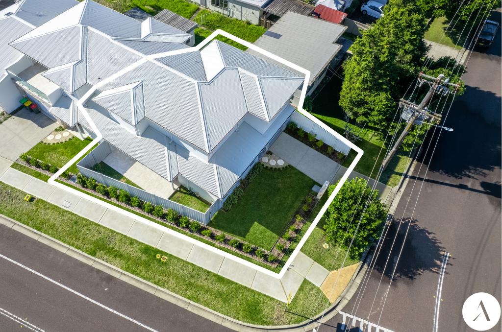 1/2 YEDDENBA AVE, BLUE BAY, NSW 2261