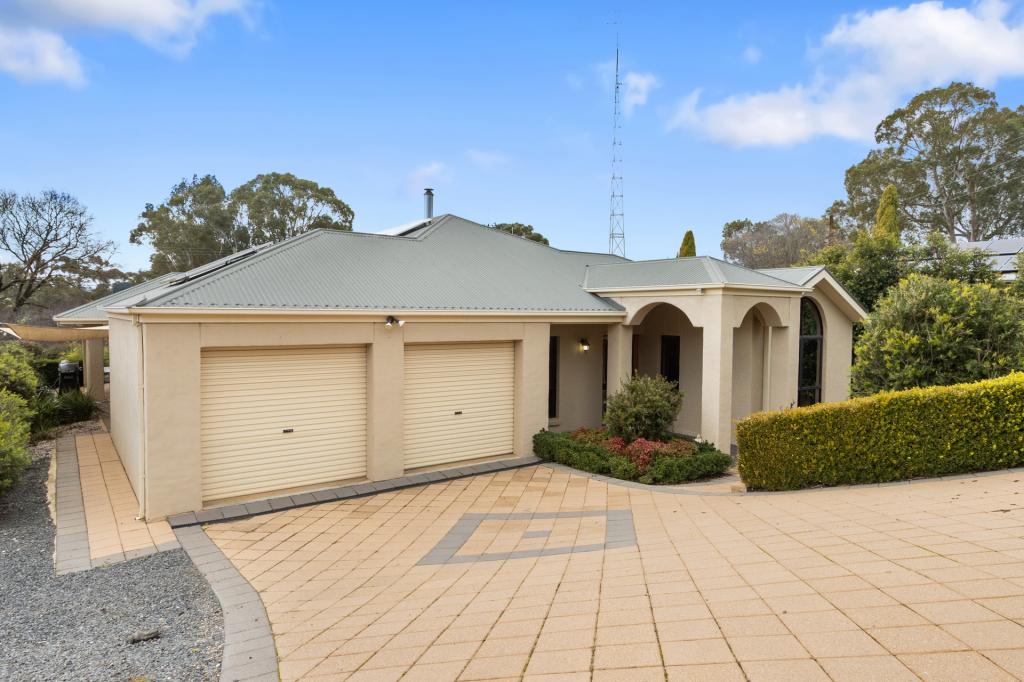 2 Bindarrah Lane, Clare, SA 5453