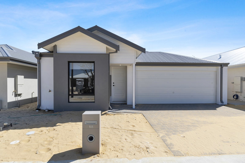 18 Swanson Loop, Coodanup, WA 6210