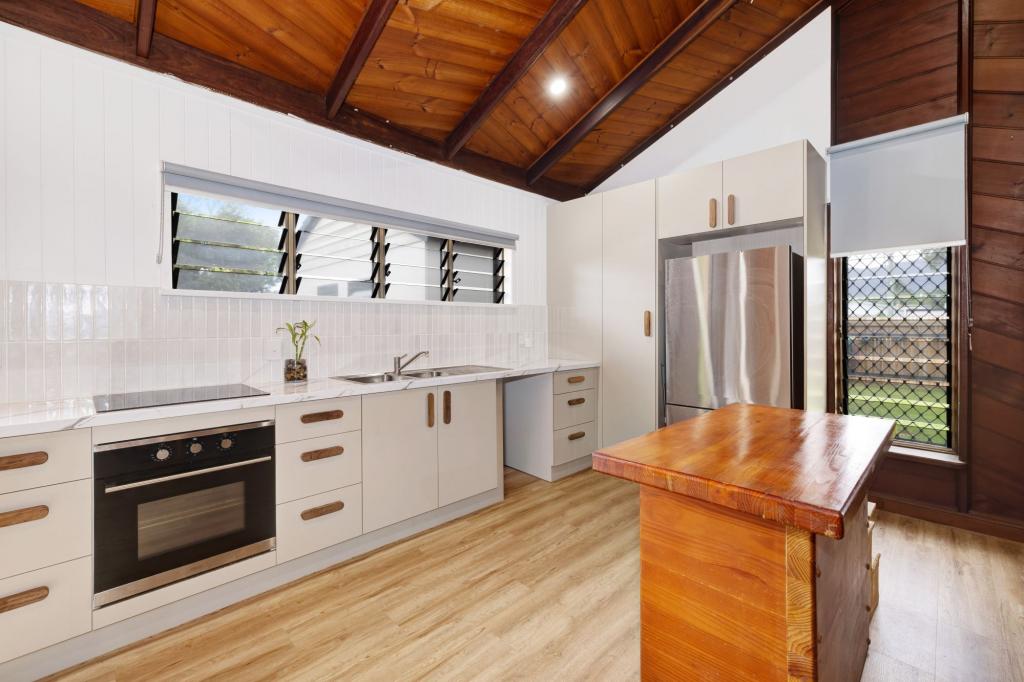 1401 Riverway Dr, Kelso, QLD 4815