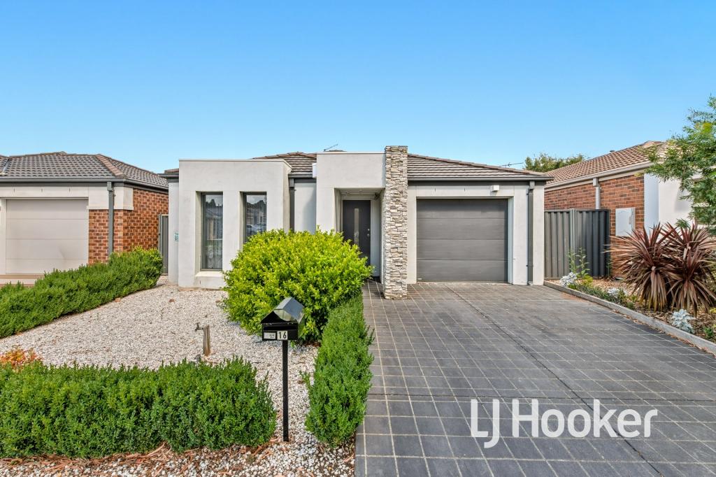 16 Cherry Blossom Ch, Pakenham, VIC 3810