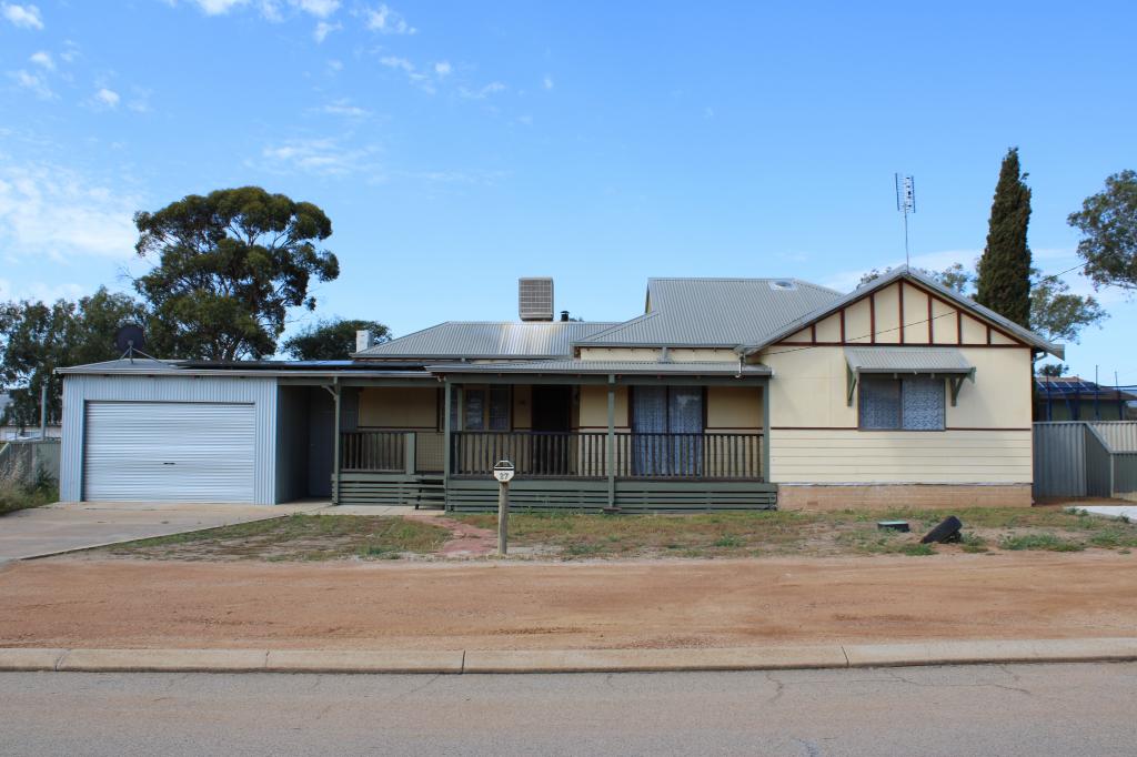 Contact agent for address, MERREDIN, WA 6415