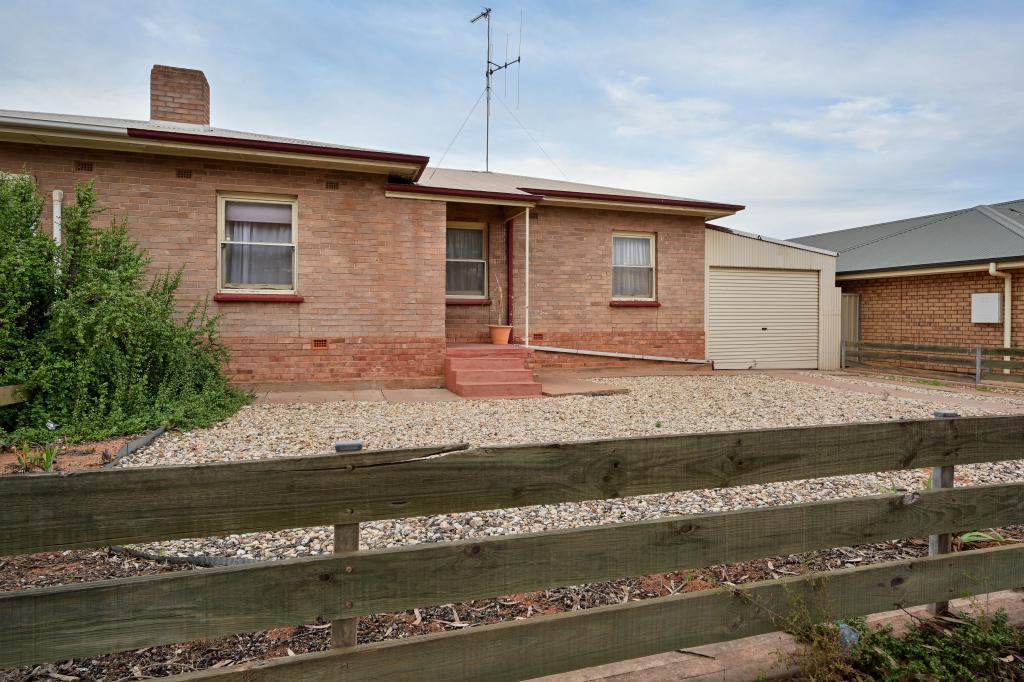 24 Nelligan St, Whyalla Norrie, SA 5608