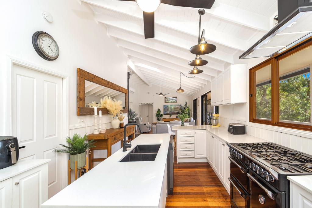 6 Summerlees Lane, Yarramalong, NSW 2259