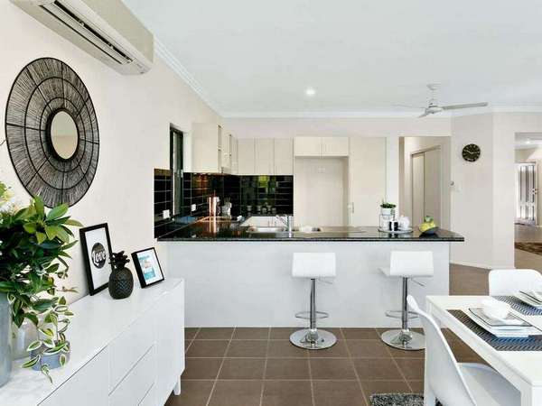 3 Ellestree Cl, Redlynch, QLD 4870