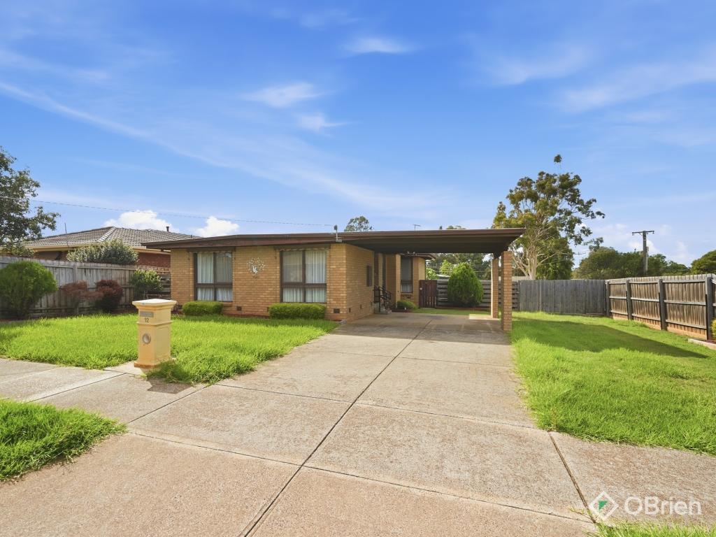 12 Raleighs Rd, Melton, VIC 3337