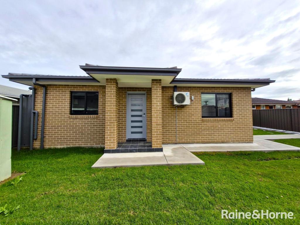 12a Harvey St, Macquarie Fields, NSW 2564