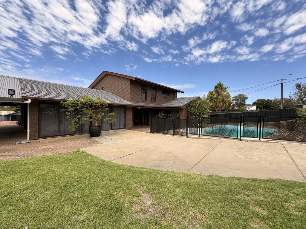7 Memorial Dr, Naracoorte, SA 5271