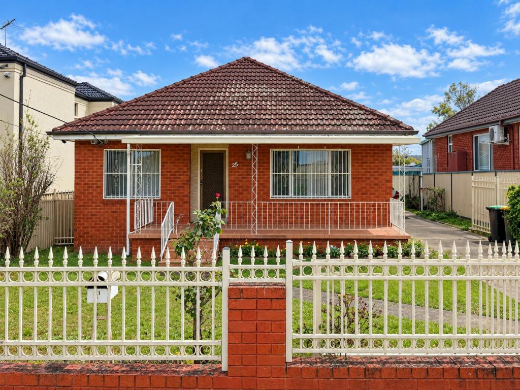 25 Water St, Cabramatta West, NSW 2166