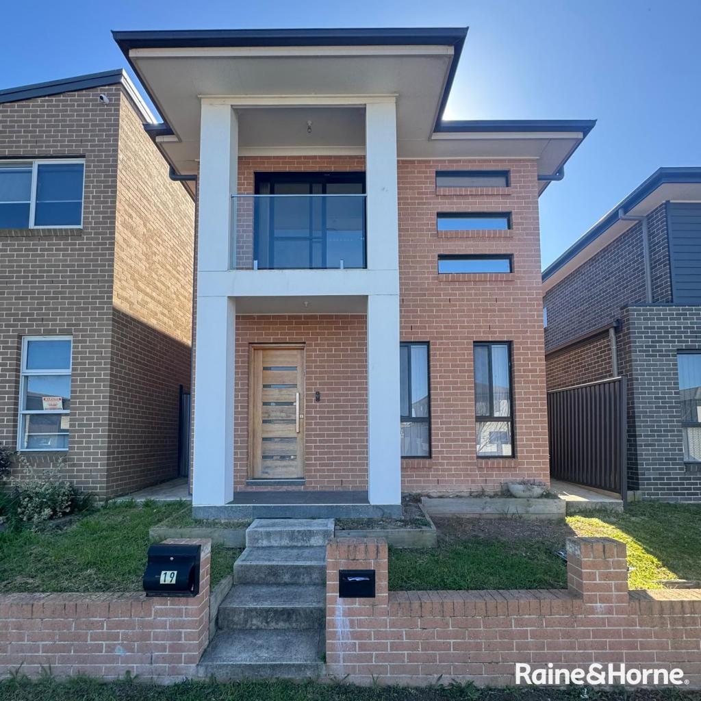 19 SAPPER ST, BARDIA, NSW 2565