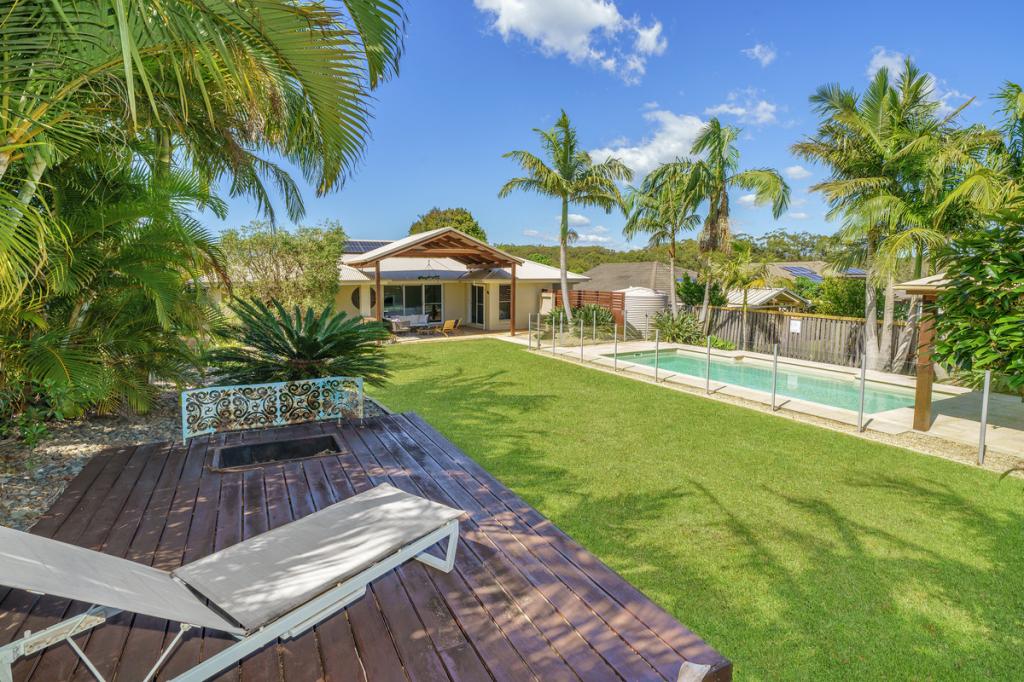 1 SALMEAN CCT, PORT MACQUARIE, NSW 2444