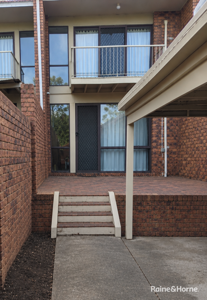 8/4 Lillian St, Redbank Plains, QLD 4301