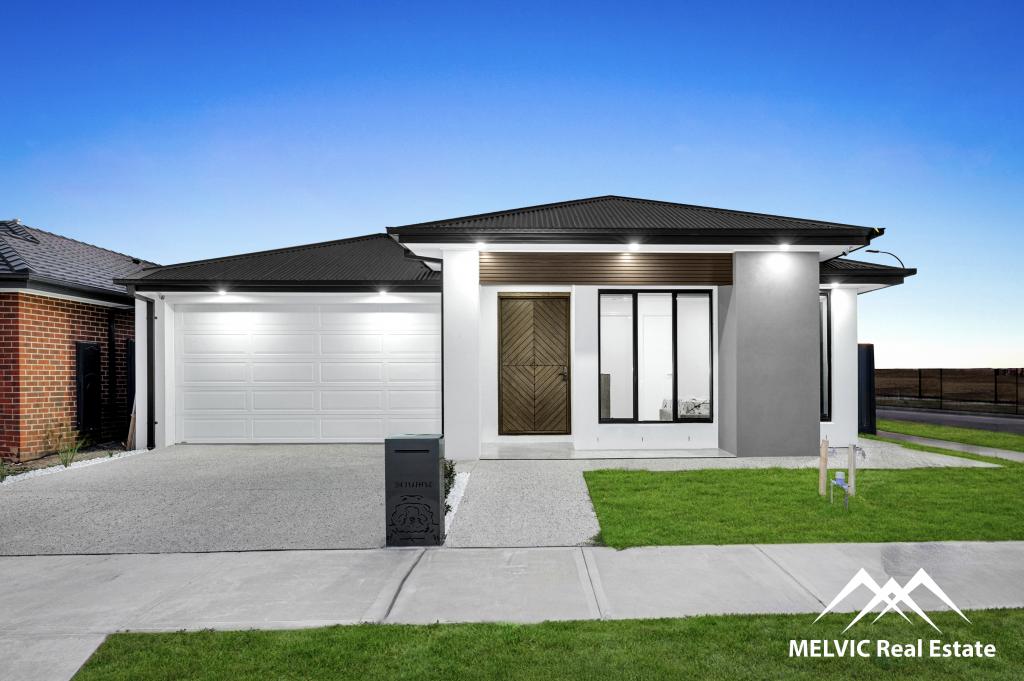 2 SOJOUN ST, CLYDE NORTH, VIC 3978