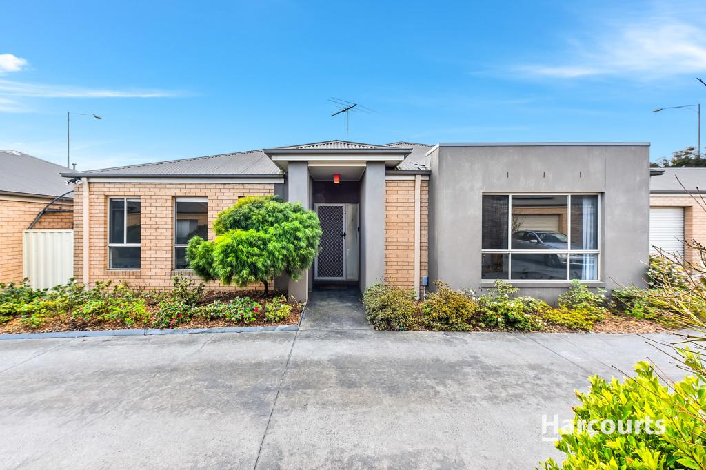 7/2-4 Bluehills Bvd, Pakenham, VIC 3810