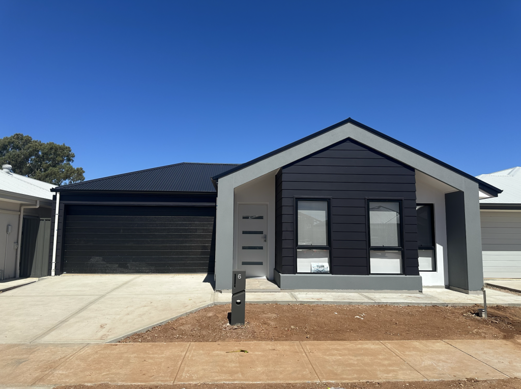 6 Cornwall St, Munno Para Downs, SA 5115