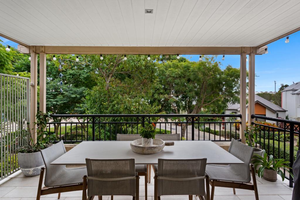 2159/1 The Vistas Dr, Carrara, QLD 4211