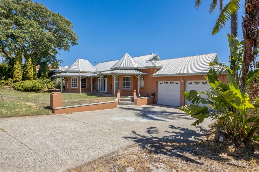 302 Summerlakes Pde, Ballajura, WA 6066