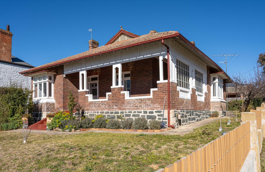 1/90 CLIFFORD ST, GOULBURN, NSW 2580