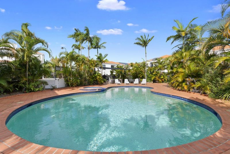 11/77 Bamboo Ave, Benowa, QLD 4217