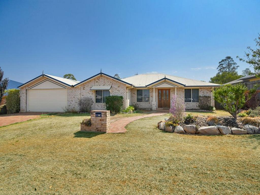 18 Honeyeater Dr, Highfields, QLD 4352