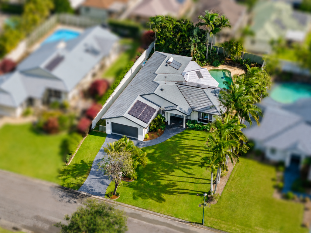 26 Pearson Cl, Arundel, QLD 4214