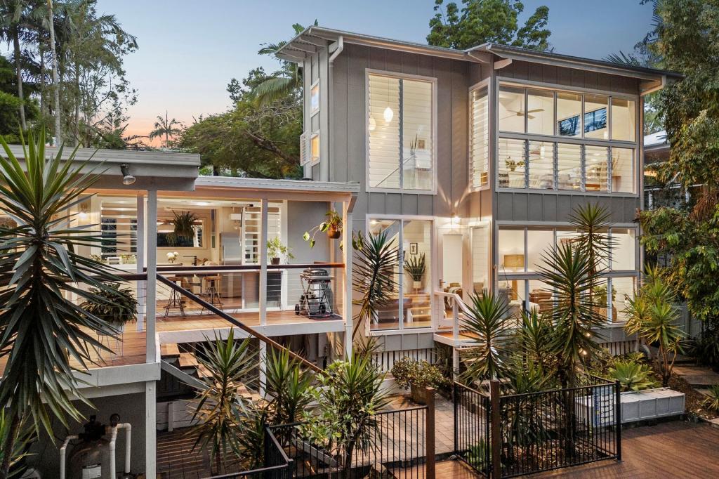 13 Moonare Cres, Noosa Heads, QLD 4567