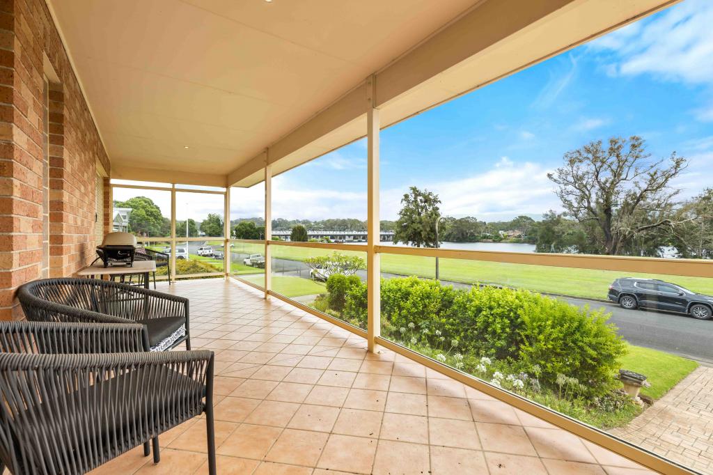 1/14 RIVERVIEW RD, NOWRA, NSW 2541