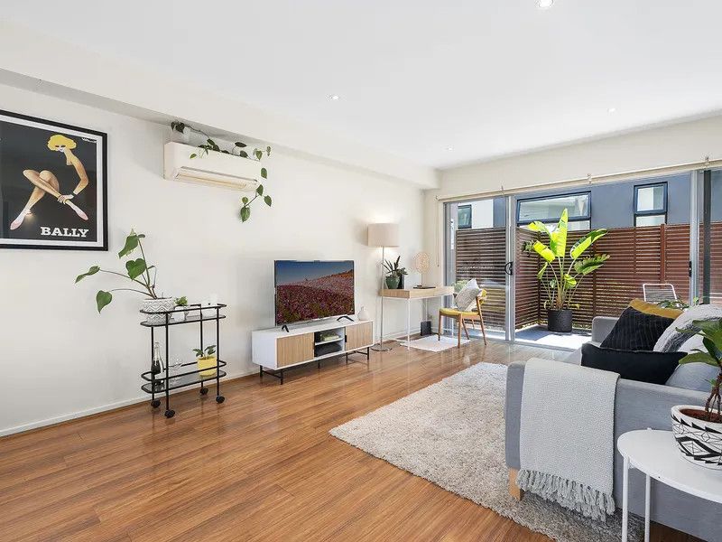 4/6 Rosamond Rd, Footscray, VIC 3011