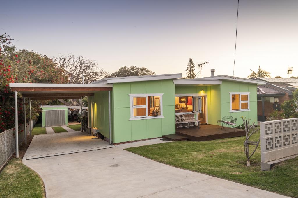 40 Lurnea Ave, Bawley Point, NSW 2539
